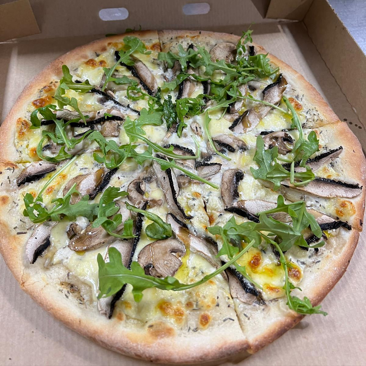 Pizza Bianca $22